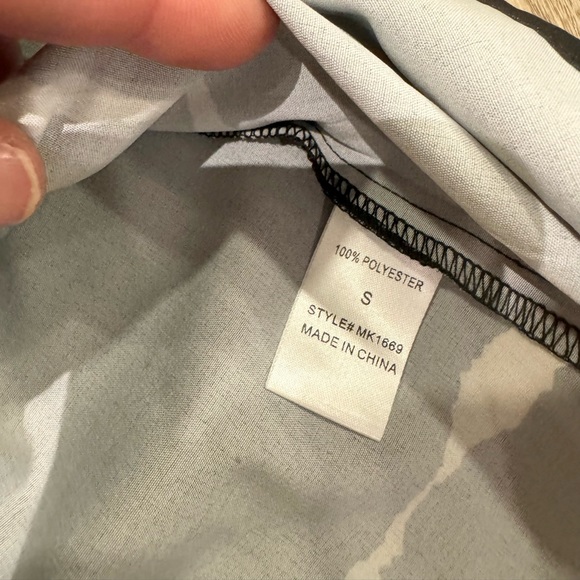 Mazik Button Up Blouse - Picture 6 of 6